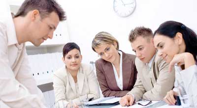Would others consider you a boss or a leader? Would others consider you a boss or a leader?